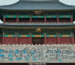 ‘Mastermind’ Arrested After Pirate Site ‘Ads’ Were Painted on 630-Yr-Old Palace