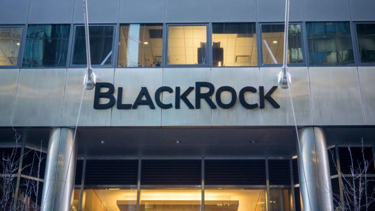 Blackrock CEO Larry Fink Believes Bitcoin Could Reach $700K