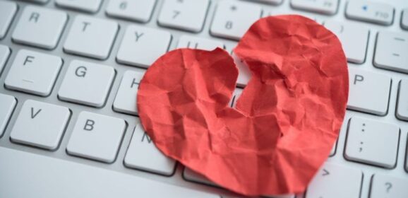 FBI Warns: Valentine’s Day to Bring a Surge in Crypto Fraud—Don’t Get Trapped